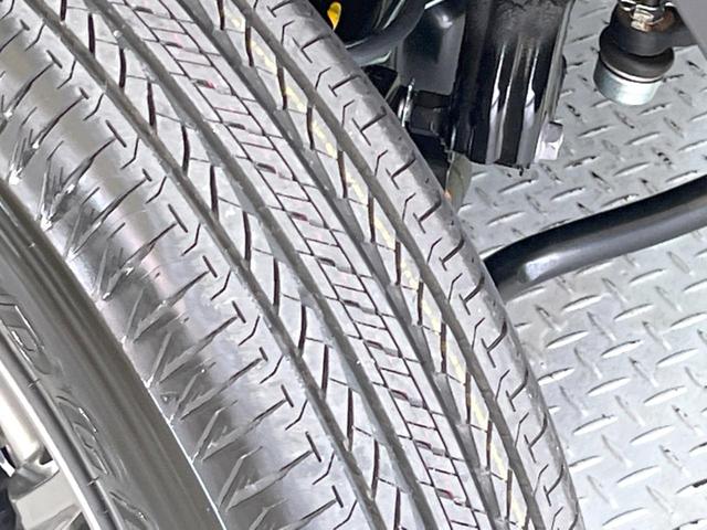 ジムニー XC 4WD 届出済未使用車 衝突軽減装置 シートヒーター コーナセンサー スマートキー LEDヘッド クルコン オートライト オートエアコン 純正16インチアルミホイール 革巻きステアリング フォグライト(47枚目)