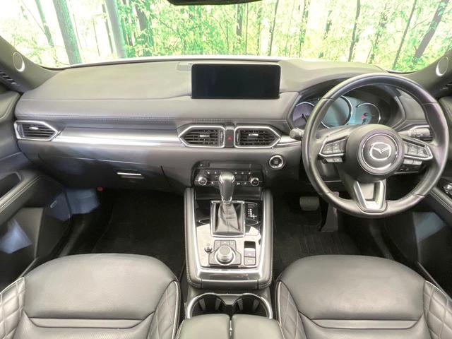 ＣＸ－８ ＸＤ　エクスクルーシブモード　サンルーフ　純正１０型ナビ　全周囲カメラ　ＢＯＳＥサウンド　衝突被害軽減システム　レーダークルーズ　禁煙車　電動リアゲート　レザーシート　前席シートエアコン　リアシートエアコン　前後席パワーシート（2枚目）