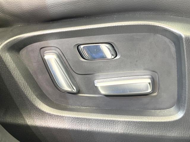 ＣＸ－８ ＸＤ　エクスクルーシブモード　サンルーフ　純正１０型ナビ　全周囲カメラ　ＢＯＳＥサウンド　衝突被害軽減システム　レーダークルーズ　禁煙車　電動リアゲート　レザーシート　前席シートエアコン　リアシートエアコン　前後席パワーシート（34枚目）