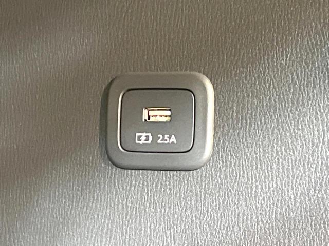 ＣＸ－８ ＸＤ　エクスクルーシブモード　サンルーフ　純正１０型ナビ　全周囲カメラ　ＢＯＳＥサウンド　衝突被害軽減システム　レーダークルーズ　禁煙車　電動リアゲート　レザーシート　前席シートエアコン　リアシートエアコン　前後席パワーシート（41枚目）