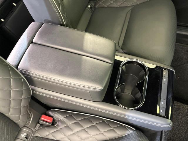 ＣＸ－８ ＸＤ　エクスクルーシブモード　サンルーフ　純正１０型ナビ　全周囲カメラ　ＢＯＳＥサウンド　衝突被害軽減システム　レーダークルーズ　禁煙車　電動リアゲート　レザーシート　前席シートエアコン　リアシートエアコン　前後席パワーシート（46枚目）