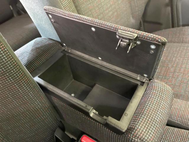 スペーシア ハイブリッドＸ　純正ナビ　両側電動スライドドア　全周囲カメラ　禁煙車　Ｂｌｕｅｔｏｏｔｈ再生　フルセグＴＶ　ＥＴＣ　ドライブレコーダー　クリアランスソナー　シートヒーター　オートエアコン　オートライト　スマートキー（35枚目）