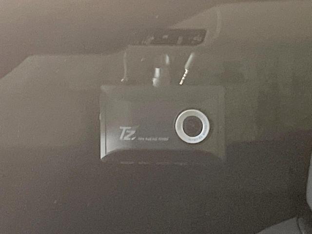 ヤリスクロス ハイブリッドZ 純正8型DA 全周囲カメラ 禁煙車 Bluetooth再生 フルセグTV HDMI入力 ETC ドライブレコーダー ブラインドスポットモニター パワーシート 前席シートヒーター ステアリングスイッチ(6枚目)