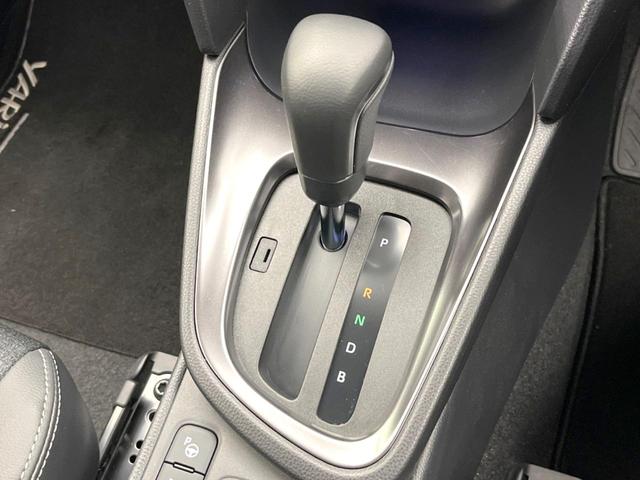 ヤリスクロス ハイブリッドZ 純正8型DA 全周囲カメラ 禁煙車 Bluetooth再生 フルセグTV HDMI入力 ETC ドライブレコーダー ブラインドスポットモニター パワーシート 前席シートヒーター ステアリングスイッチ(55枚目)