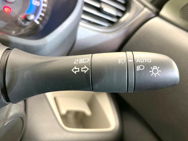 デリカミニ T プレミアム 両側電動ドア 9型ナビ 全周囲カメラ 衝突被害軽減システム レーダークルーズ 禁煙車 ハーフレザーシート ドラレコ コーナーセンサー スマートキー LEDヘッド ビルトインETC オートライト(54枚目)