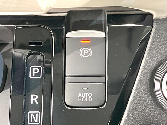 デリカミニ T プレミアム 両側電動ドア 9型ナビ 全周囲カメラ 衝突被害軽減システム レーダークルーズ 禁煙車 ハーフレザーシート ドラレコ コーナーセンサー スマートキー LEDヘッド ビルトインETC オートライト(59枚目)