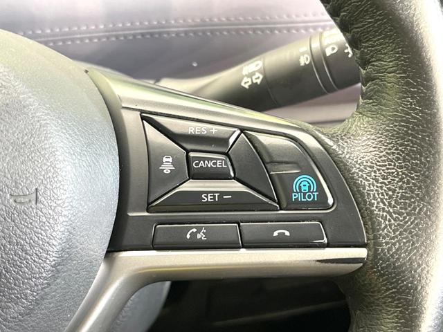 セレナ ｅ－パワー　ハイウェイスターＶ　両側電動　後席モニター　純正１０型ナビ　全周囲カメラ　プロパイロット　デジタルミラー　リアオートエアコン　ＥＴＣ　ドラレコ　オートエアコン　オートライト　電子パーキング　ＬＥＤヘッド（7枚目）