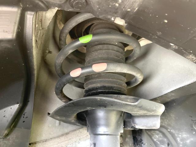 セレナ ｅ－パワー　ハイウェイスターＶ　両側電動　後席モニター　純正１０型ナビ　全周囲カメラ　プロパイロット　デジタルミラー　リアオートエアコン　ＥＴＣ　ドラレコ　オートエアコン　オートライト　電子パーキング　ＬＥＤヘッド（21枚目）