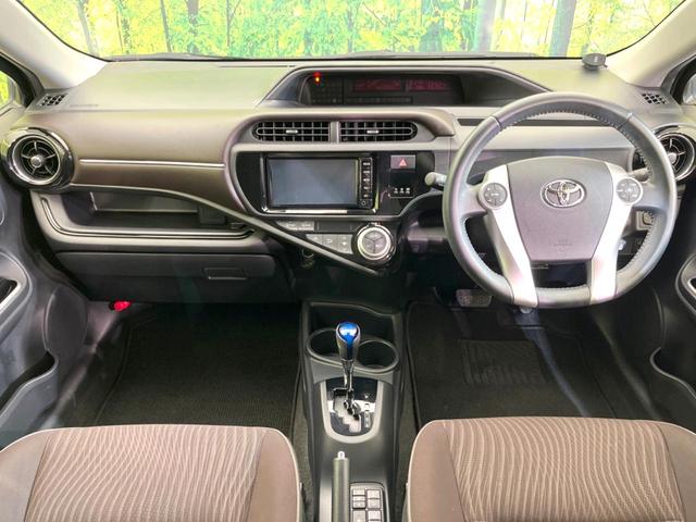 アクア G 純正SDナビ バックカメラ 衝突被害軽減システム 禁煙車 コーナーセンサー スマートキー LEDヘッド ビルトインETC オートハイビーム オートライト オートエアコン 純正15インチアルミ(2枚目)