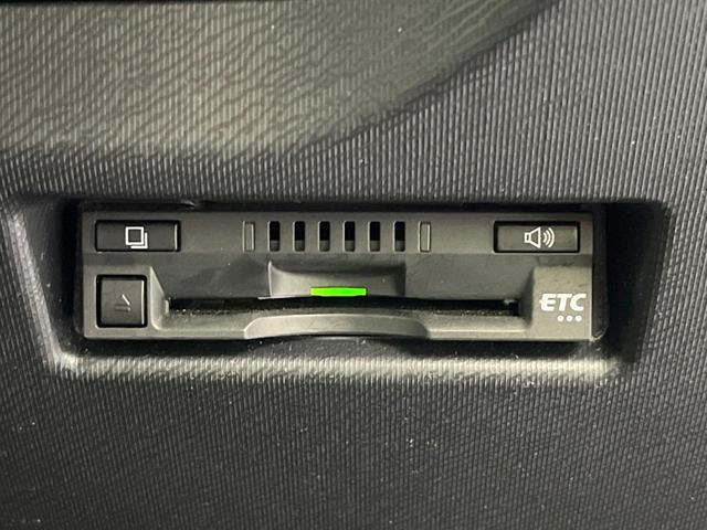 アクア G 純正SDナビ バックカメラ 衝突被害軽減システム 禁煙車 コーナーセンサー スマートキー LEDヘッド ビルトインETC オートハイビーム オートライト オートエアコン 純正15インチアルミ(7枚目)