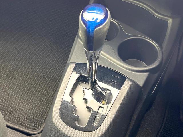 アクア G 純正SDナビ バックカメラ 衝突被害軽減システム 禁煙車 コーナーセンサー スマートキー LEDヘッド ビルトインETC オートハイビーム オートライト オートエアコン 純正15インチアルミ(48枚目)