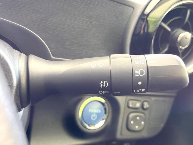 アクア G 純正SDナビ バックカメラ 衝突被害軽減システム 禁煙車 コーナーセンサー スマートキー LEDヘッド ビルトインETC オートハイビーム オートライト オートエアコン 純正15インチアルミ(54枚目)