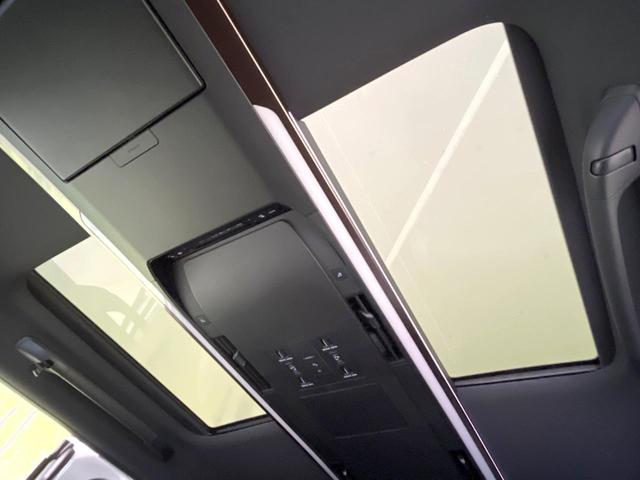 アルファードハイブリッド Z ガラスルーフ 両側電動ドア 後席モニター 純正14型ディスプレイオーディオ 全周囲カメラ 衝突軽減 100V電源 レーダークルーズ 電動リアゲート レザーシート 前席シートエアコン リアシートエアコン(3枚目)