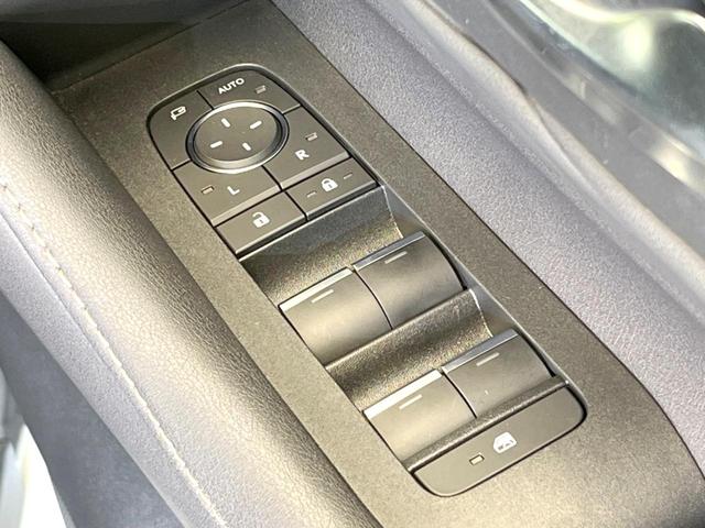 アルファードハイブリッド Z ガラスルーフ 両側電動ドア 後席モニター 純正14型ディスプレイオーディオ 全周囲カメラ 衝突軽減 100V電源 レーダークルーズ 電動リアゲート レザーシート 前席シートエアコン リアシートエアコン(30枚目)