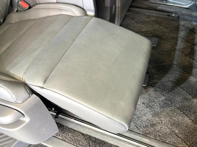 アルファードハイブリッド Z ガラスルーフ 両側電動ドア 後席モニター 純正14型ディスプレイオーディオ 全周囲カメラ 衝突軽減 100V電源 レーダークルーズ 電動リアゲート レザーシート 前席シートエアコン リアシートエアコン(41枚目)