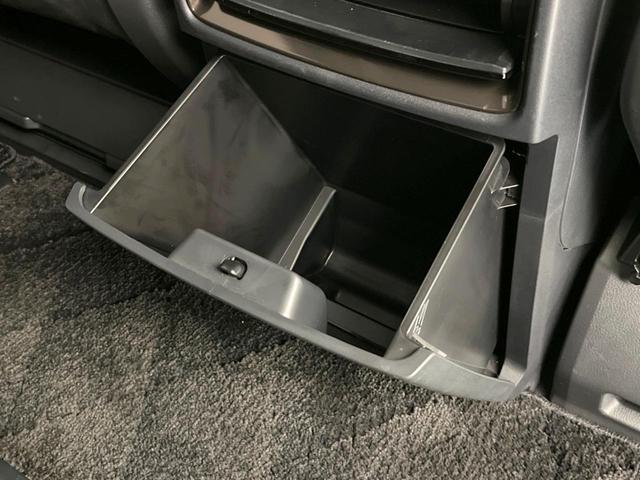 アルファードハイブリッド Z ガラスルーフ 両側電動ドア 後席モニター 純正14型ディスプレイオーディオ 全周囲カメラ 衝突軽減 100V電源 レーダークルーズ 電動リアゲート レザーシート 前席シートエアコン リアシートエアコン(49枚目)