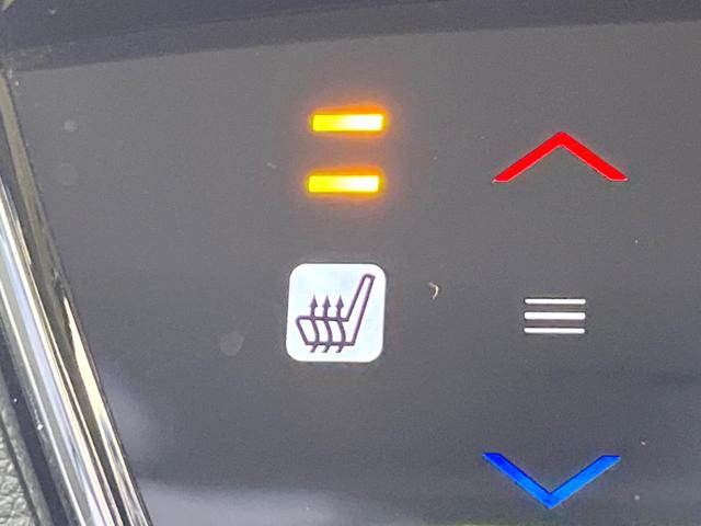 ヴェゼル ハイブリッドZ 純正8型ナビ バックカメラ 禁煙車 レザーシート ドラレコ スマートキー LEDヘッド ETC クルコン オートライト デュアルエアコン 純正17インチアルミ Bluetooth CD DVD再生(5枚目)