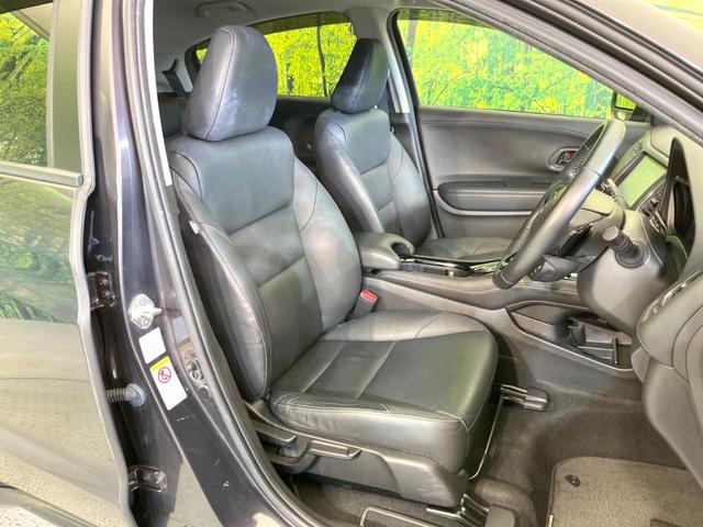 ヴェゼル ハイブリッドZ 純正8型ナビ バックカメラ 禁煙車 レザーシート ドラレコ スマートキー LEDヘッド ETC クルコン オートライト デュアルエアコン 純正17インチアルミ Bluetooth CD DVD再生(8枚目)