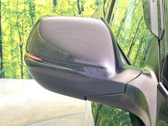 ヴェゼル ハイブリッドZ 純正8型ナビ バックカメラ 禁煙車 レザーシート ドラレコ スマートキー LEDヘッド ETC クルコン オートライト デュアルエアコン 純正17インチアルミ Bluetooth CD DVD再生(29枚目)