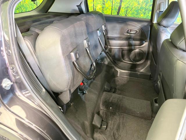 ヴェゼル ハイブリッドZ 純正8型ナビ バックカメラ 禁煙車 レザーシート ドラレコ スマートキー LEDヘッド ETC クルコン オートライト デュアルエアコン 純正17インチアルミ Bluetooth CD DVD再生(36枚目)