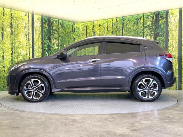 ヴェゼル ハイブリッドZ 純正8型ナビ バックカメラ 禁煙車 レザーシート ドラレコ スマートキー LEDヘッド ETC クルコン オートライト デュアルエアコン 純正17インチアルミ Bluetooth CD DVD再生(39枚目)