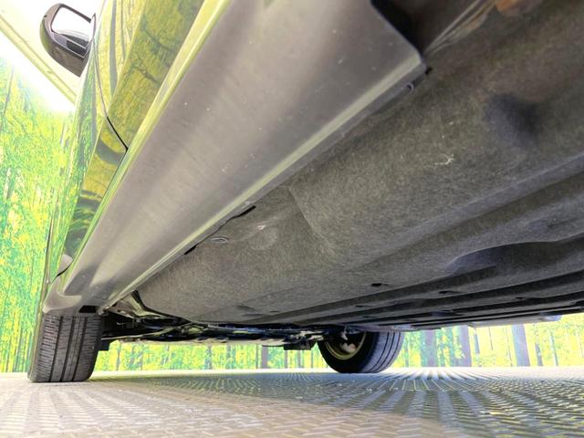 ヴェゼル ハイブリッドZ 純正8型ナビ バックカメラ 禁煙車 レザーシート ドラレコ スマートキー LEDヘッド ETC クルコン オートライト デュアルエアコン 純正17インチアルミ Bluetooth CD DVD再生(41枚目)