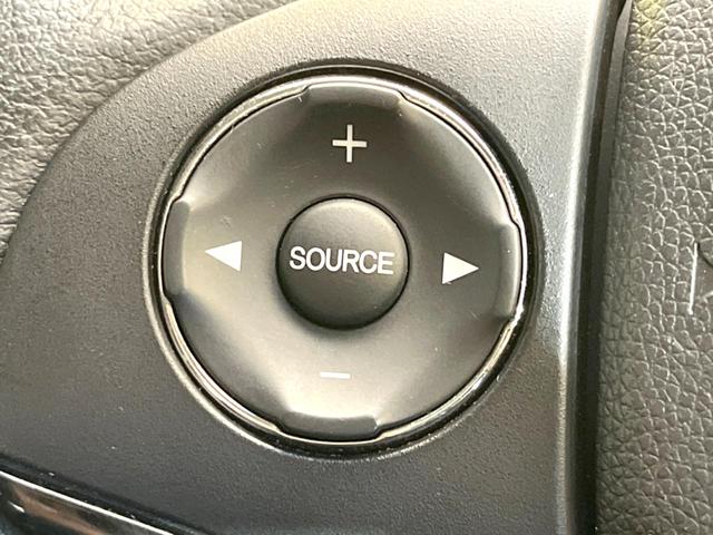 ヴェゼル ハイブリッドZ 純正8型ナビ バックカメラ 禁煙車 レザーシート ドラレコ スマートキー LEDヘッド ETC クルコン オートライト デュアルエアコン 純正17インチアルミ Bluetooth CD DVD再生(51枚目)