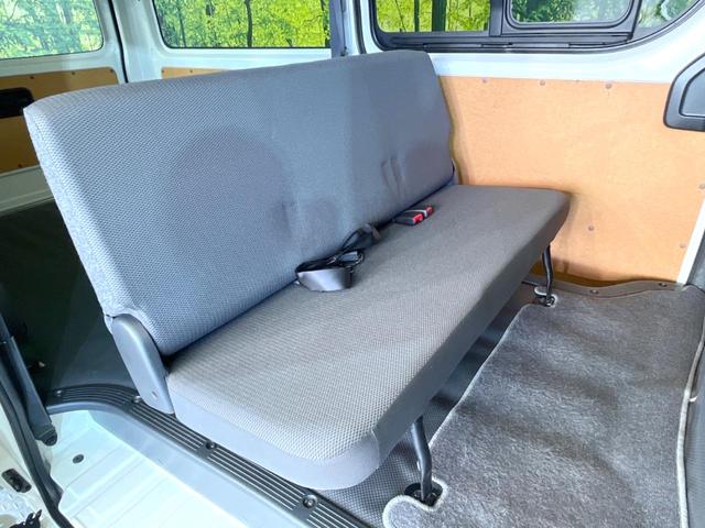 ハイエースバン ロングDX GLパッケージ 禁煙車 純正ナビ バックカメラ LEDヘッドライト ETC Bluetooth CD DVD再生 電動格納ミラー 盗難防止システム ドアバイザー ABS(9枚目)
