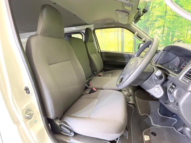 ハイエースバン ロングDX GLパッケージ 禁煙車 純正ナビ バックカメラ LEDヘッドライト ETC Bluetooth CD DVD再生 電動格納ミラー 盗難防止システム ドアバイザー ABS(34枚目)