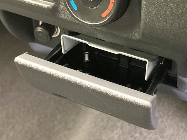 ハイエースバン ロングDX GLパッケージ 禁煙車 純正ナビ バックカメラ LEDヘッドライト ETC Bluetooth CD DVD再生 電動格納ミラー 盗難防止システム ドアバイザー ABS(39枚目)