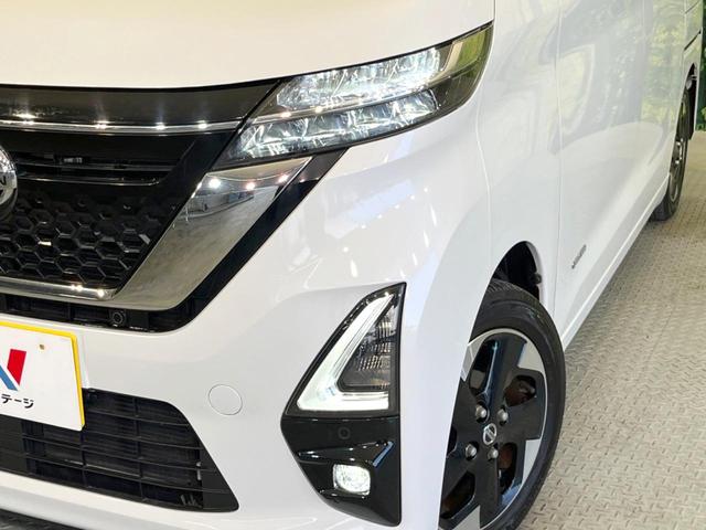 ルークス Ｘ　禁煙車　両側電動ドア　純正９インチナビ　全周囲カメラ　Ｂｌｕｅｔｏｏｔｈ　ＣＤ　ＤＶＤ　純正１４インチアルミ　クリアランスソナー　ＬＥＤヘッドライト　スマートキープッシュスタート（12枚目）