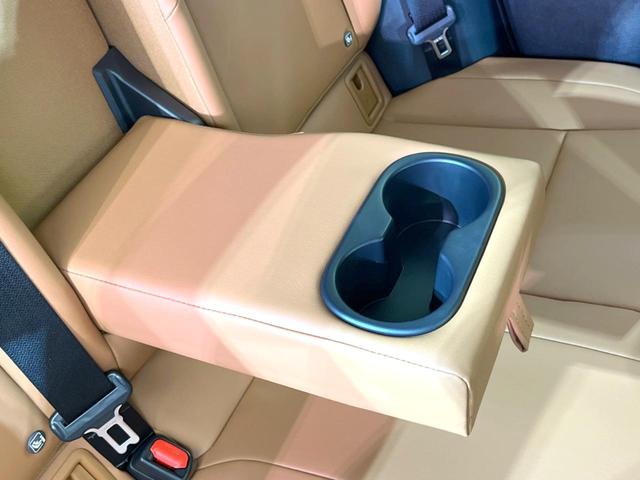 UX UX250h バージョンC 純正10型ナビ 全周囲カメラ 衝突軽減 レーダークルーズ 禁煙車 ドラレコ コーナーセンサー スマートキー 三眼LED ETC2.0 オートハイビーム 車線逸脱警報 オートライト デュアルエアコン(25枚目)