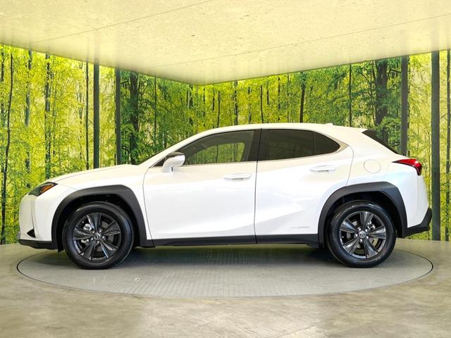 UX UX250h バージョンC 純正10型ナビ 全周囲カメラ 衝突軽減 レーダークルーズ 禁煙車 ドラレコ コーナーセンサー スマートキー 三眼LED ETC2.0 オートハイビーム 車線逸脱警報 オートライト デュアルエアコン(68枚目)