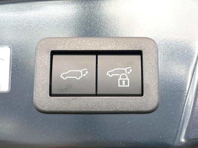 プリウス Z 全周囲カメラ 衝突軽減 100V電源 レーダークルーズ 電動リアゲート レザー調シート シートベンチレーション パワーシート コーナーセンサー スマートキー LEDヘッド ETC2.0(7枚目)