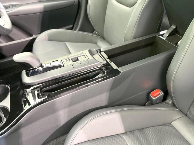 プリウス Z 全周囲カメラ 衝突軽減 100V電源 レーダークルーズ 電動リアゲート レザー調シート シートベンチレーション パワーシート コーナーセンサー スマートキー LEDヘッド ETC2.0(22枚目)