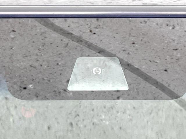 N-BOXカスタム L 電動スライドドア 純正SDナビ バックカメラ 衝突被害軽減システム レーダークルーズ 禁煙車 コーナーセンサー スマートキー LEDヘッド オートハイビーム 車線逸脱警報 オートライト(6枚目)