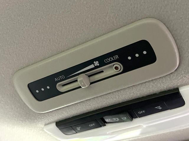 セレナ ハイウェイスター　プロパイロットエディション　両側電動ドア　純正ＳＤナビ　バックカメラ　衝突被害軽減システム　レーダークルーズ　禁煙車　コーナーセンサー　スマートキー　ＬＥＤヘッド　ビルトインＥＴＣ　車線逸脱警報　オートライト　オートエアコン（39枚目）