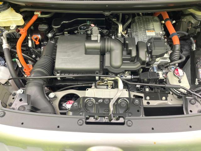 フリード e:HEVクロスター 登録済未使用車 両側電動ドア バックカメラ 衝突被害軽減システム レーダークルーズ ハーフレザーシート コーナーセンサー スマートキー LEDヘッド ルーフレール 車線逸脱警報 オートライト(19枚目)