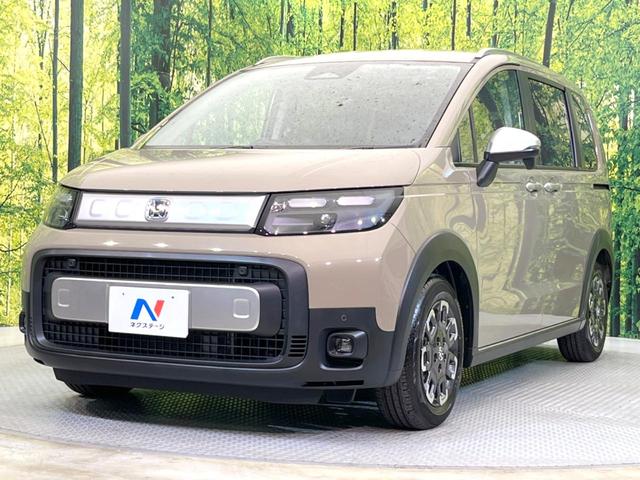 フリード e:HEVクロスター 登録済未使用車 両側電動ドア バックカメラ 衝突被害軽減システム レーダークルーズ ハーフレザーシート コーナーセンサー スマートキー LEDヘッド ルーフレール 車線逸脱警報 オートライト(22枚目)