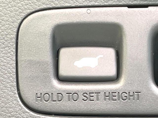 ステップワゴン e:HEVスパーダ 登録済未使用車 両側電動ドア 純正SDナビ 衝突被害軽減システム レーダークルーズ バックカメラ 電動リアゲート ハーフレザーシート コーナーセンサー LEDヘッド 車線逸脱警報 スマートキー(7枚目)