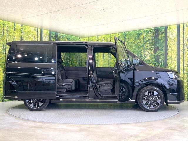 ステップワゴン e:HEVスパーダ 登録済未使用車 両側電動ドア 純正SDナビ 衝突被害軽減システム レーダークルーズ バックカメラ 電動リアゲート ハーフレザーシート コーナーセンサー LEDヘッド 車線逸脱警報 スマートキー(32枚目)