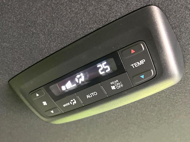 ステップワゴン e:HEVスパーダ 登録済未使用車 両側電動ドア 純正SDナビ 衝突被害軽減システム レーダークルーズ バックカメラ 電動リアゲート ハーフレザーシート コーナーセンサー LEDヘッド 車線逸脱警報 スマートキー(42枚目)