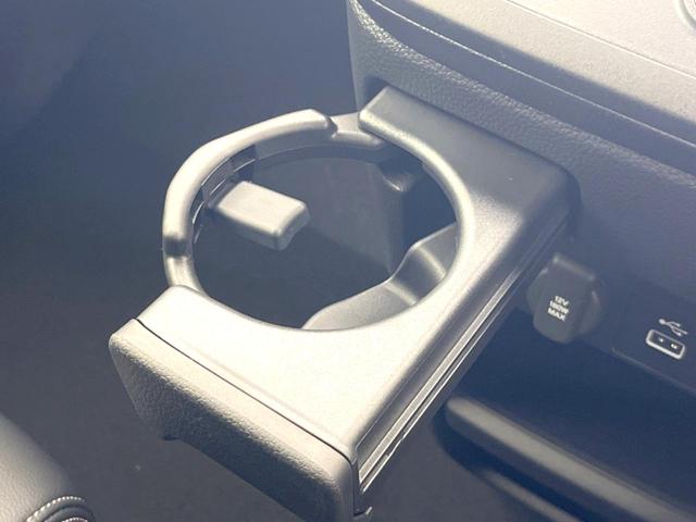 ステップワゴン e:HEVスパーダ 登録済未使用車 両側電動ドア 純正SDナビ 衝突被害軽減システム レーダークルーズ バックカメラ 電動リアゲート ハーフレザーシート コーナーセンサー LEDヘッド 車線逸脱警報 スマートキー(61枚目)