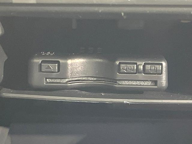 タフト Gターボ クロムベンチャー 純正SDナビ バックカメラ 衝突被害軽減システム レーダークルーズ 禁煙車 ドラレコ コーナーセンサー スマートキー LEDヘッド ETC オートライト オートエアコン 純正15インチアルミ(28枚目)