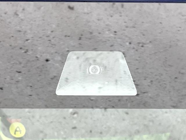 N-BOXカスタム Lターボ 両側電動ドア SDナビ バックカメラ 衝突被害軽減システム レーダークルーズ 禁煙車 ハーフレザーシート コーナーセンサー スマートキー LEDヘッド ビルトインETC オートハイビーム(6枚目)