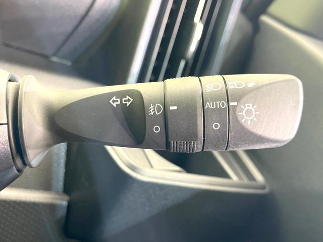 タント カスタムRS ターボ 両側電動ドア バックカメラ 衝突被害軽減システム 禁煙車 ハーフレザーシート コーナーセンサー スマートキー LEDヘッド ビルトインETC オートハイビーム 車線逸脱警報 オートライト(52枚目)