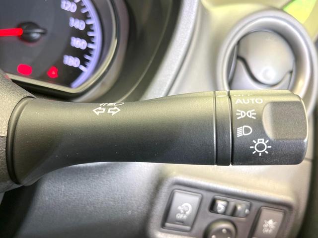 ノート Ｘ　ＳＤナビ　バックカメラ　衝突被害軽減システム　禁煙車　ドラレコ　コーナーセンサー　スマートキー　ＥＴＣ　車線逸脱警報　オートライト　ＣＤ　地デジ（42枚目）