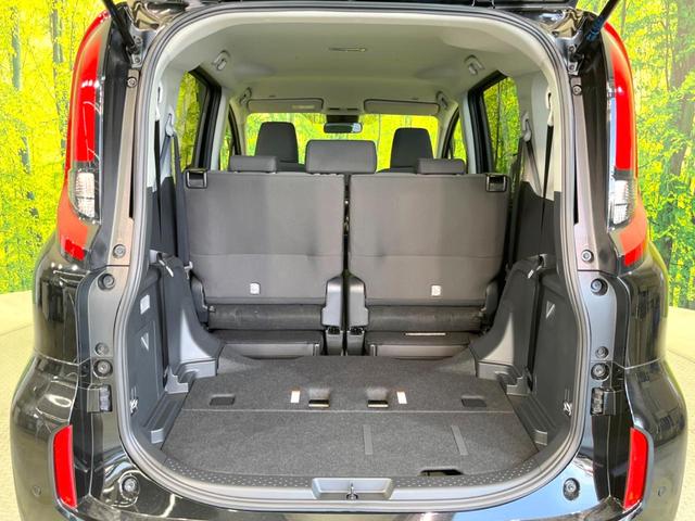 シエンタ ハイブリッドＸ　登録済未使用車　電動スライドドア　衝突被害軽減システム　レーダークルーズ　コーナーセンサー　スマートキー　ＬＥＤヘッド　オートハイビーム　オートライト　オートエアコン（10枚目）