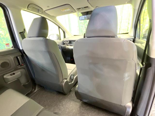 シエンタ ハイブリッドＸ　登録済未使用車　電動スライドドア　衝突被害軽減システム　レーダークルーズ　コーナーセンサー　スマートキー　ＬＥＤヘッド　オートハイビーム　オートライト　オートエアコン（38枚目）