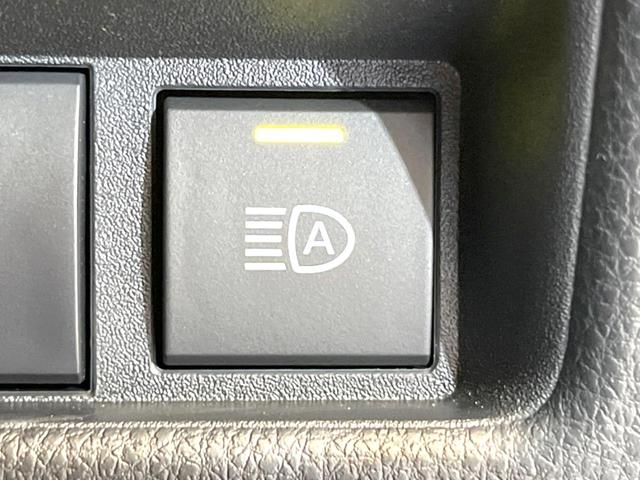 シエンタ ハイブリッドＸ　登録済未使用車　電動スライドドア　衝突被害軽減システム　レーダークルーズ　コーナーセンサー　スマートキー　ＬＥＤヘッド　オートハイビーム　オートライト　オートエアコン（44枚目）